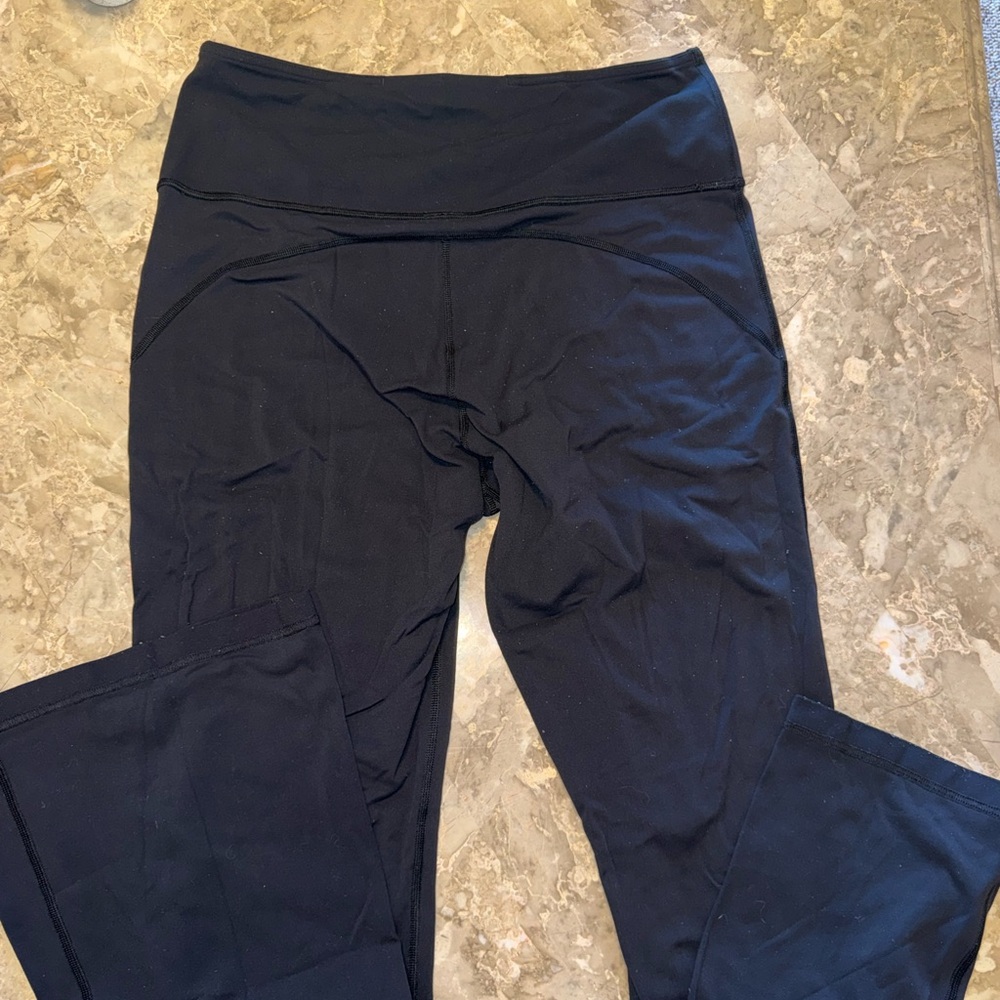 Lululemon Nulu SHR Groove Pant Black 12 - Picture 2 of 6